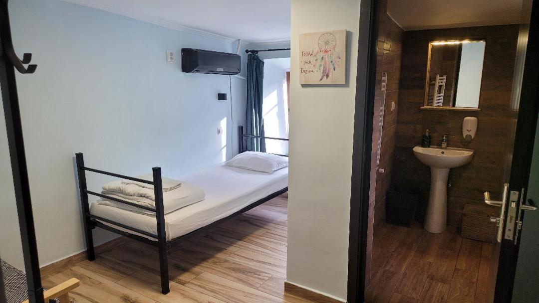 Byzanthin Hostel Bukurešť Exteriér fotografie